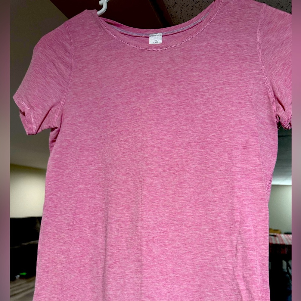 pink gym shirt